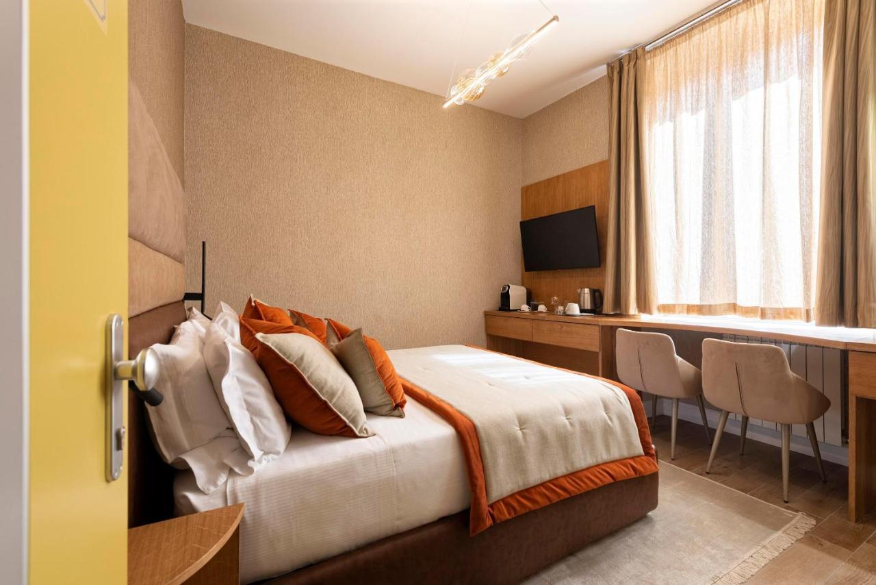 Royal Rooms Corso Рим Экстерьер фото