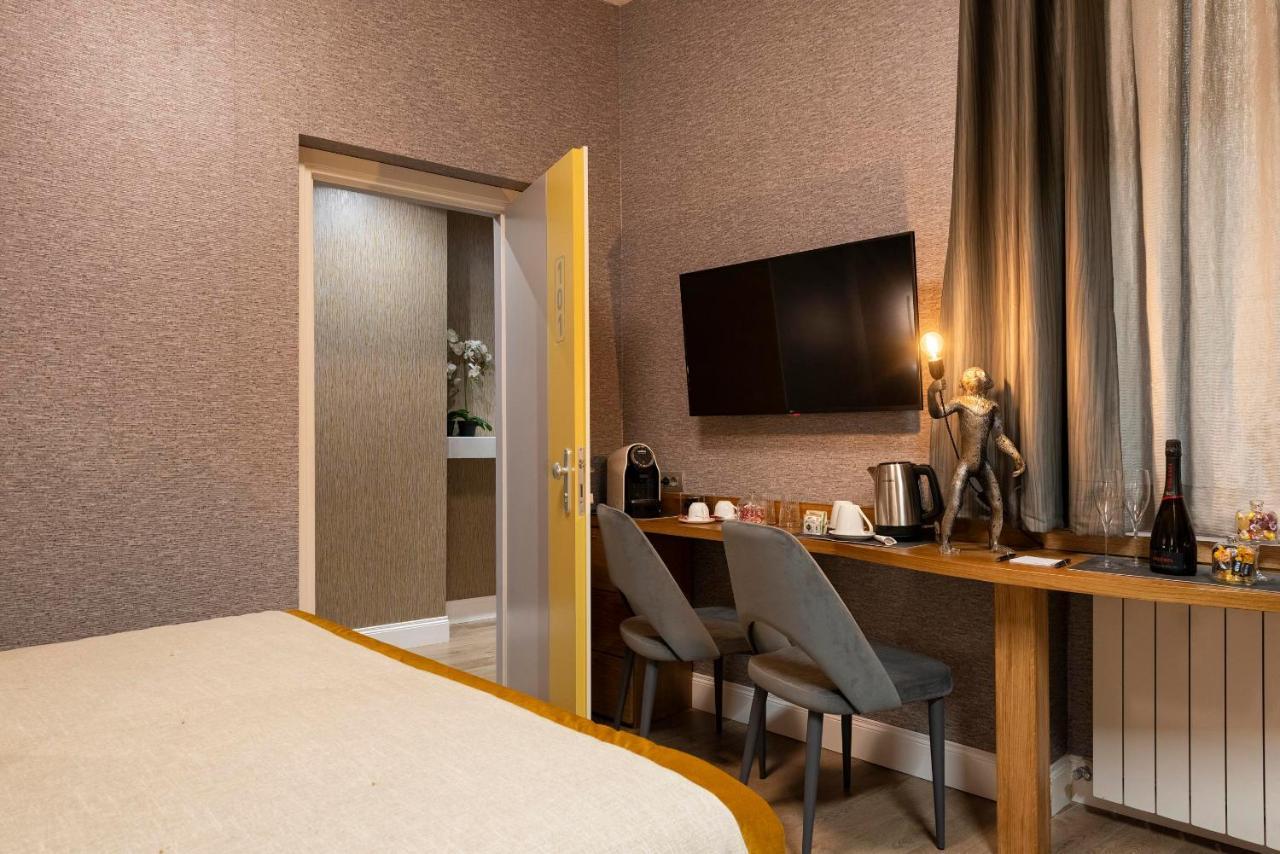 Royal Rooms Corso Рим Экстерьер фото