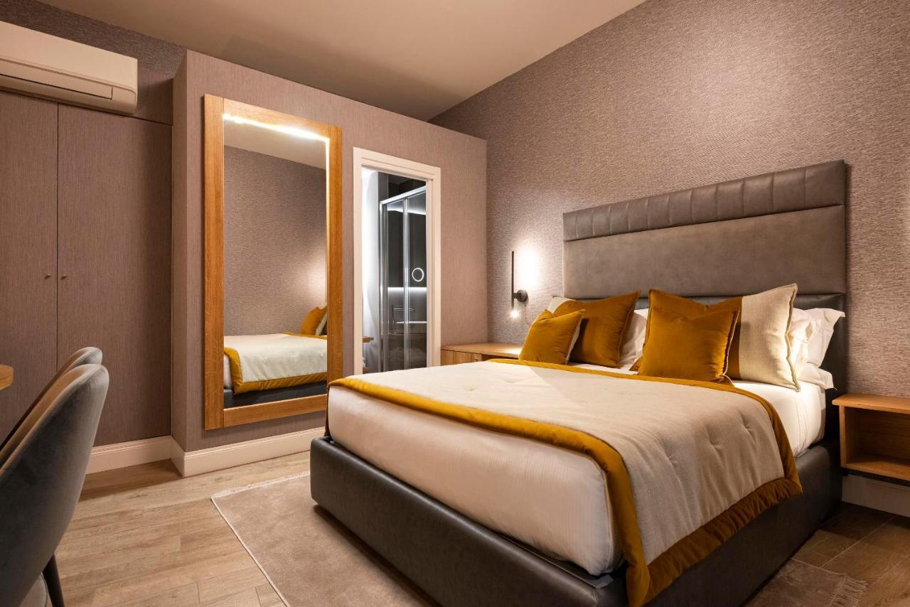 Royal Rooms Corso Рим Экстерьер фото